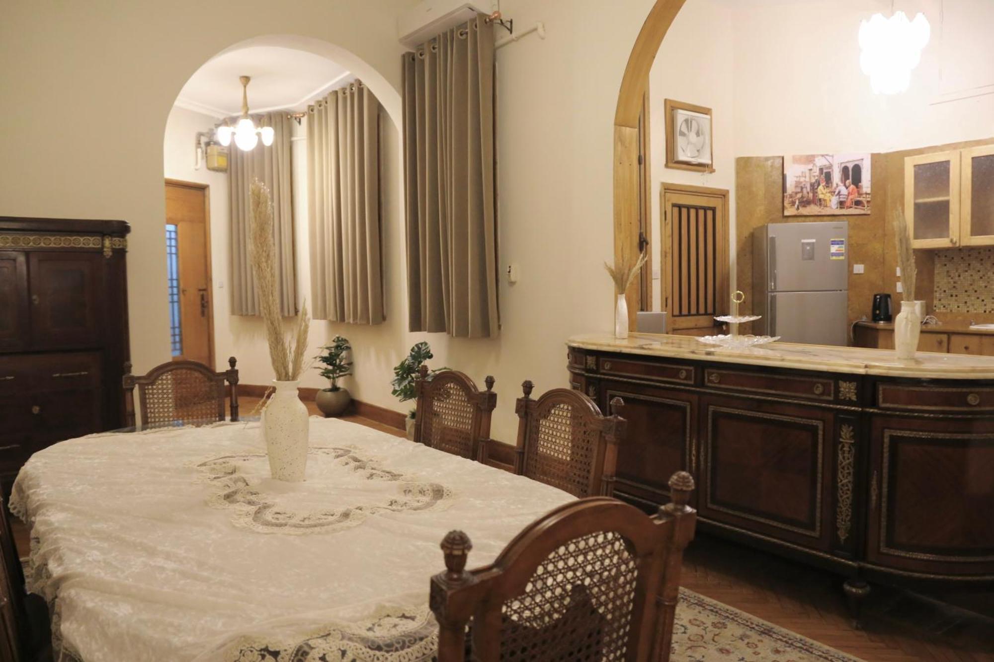 Retro Modern 2br In Downtown - Mint 63 Cairo