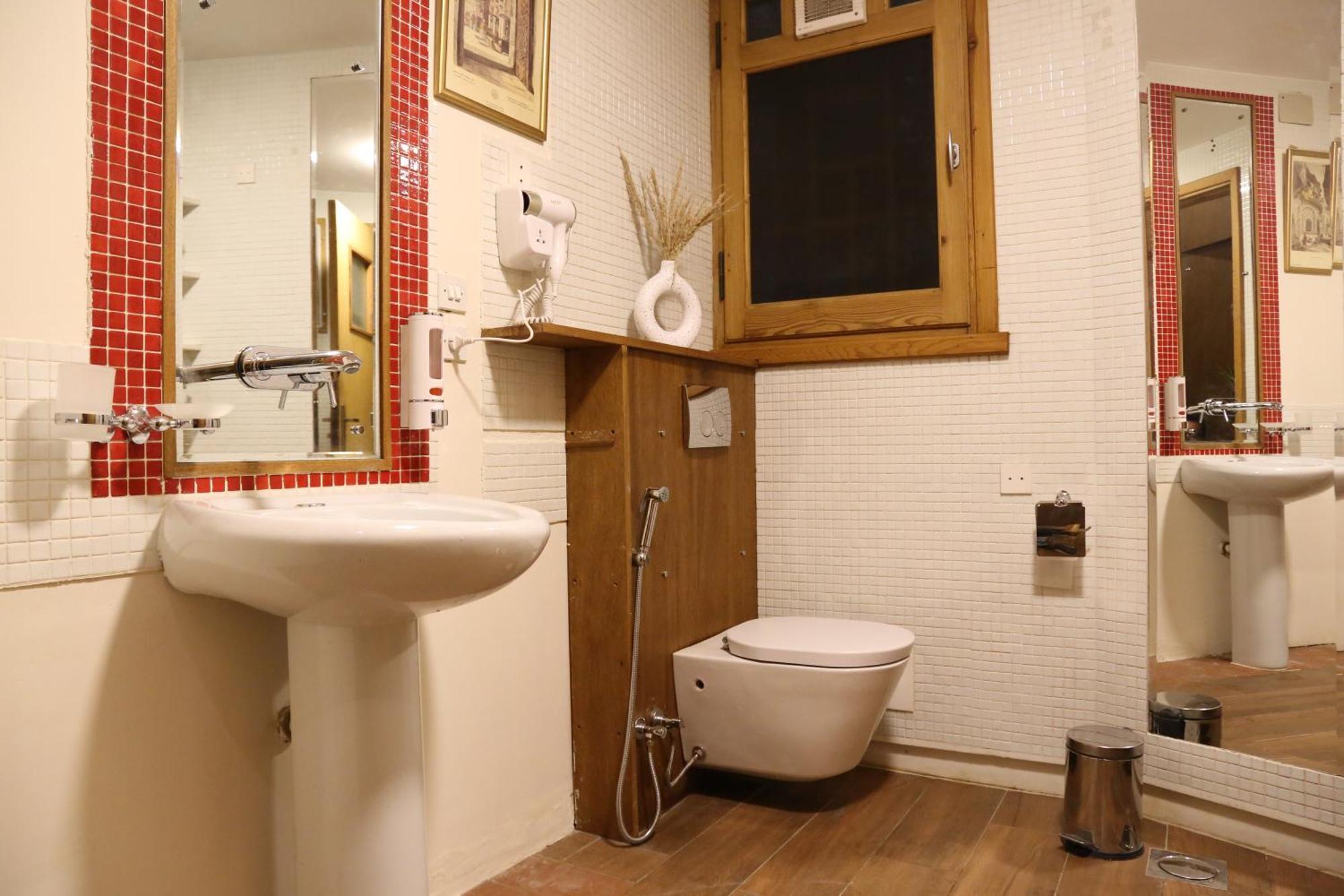 Retro Modern 2br In Downtown - Mint 63 * Cairo
