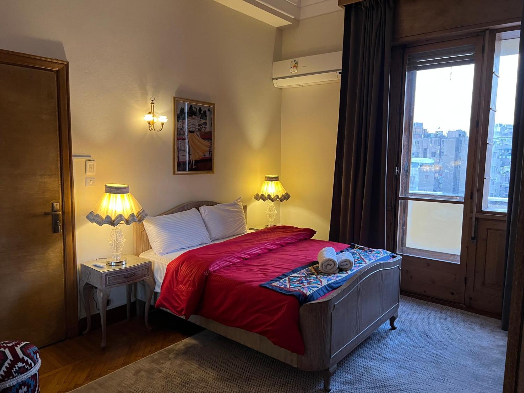 Apartment Retro Modern 2br In Downtown - Mint 63 *